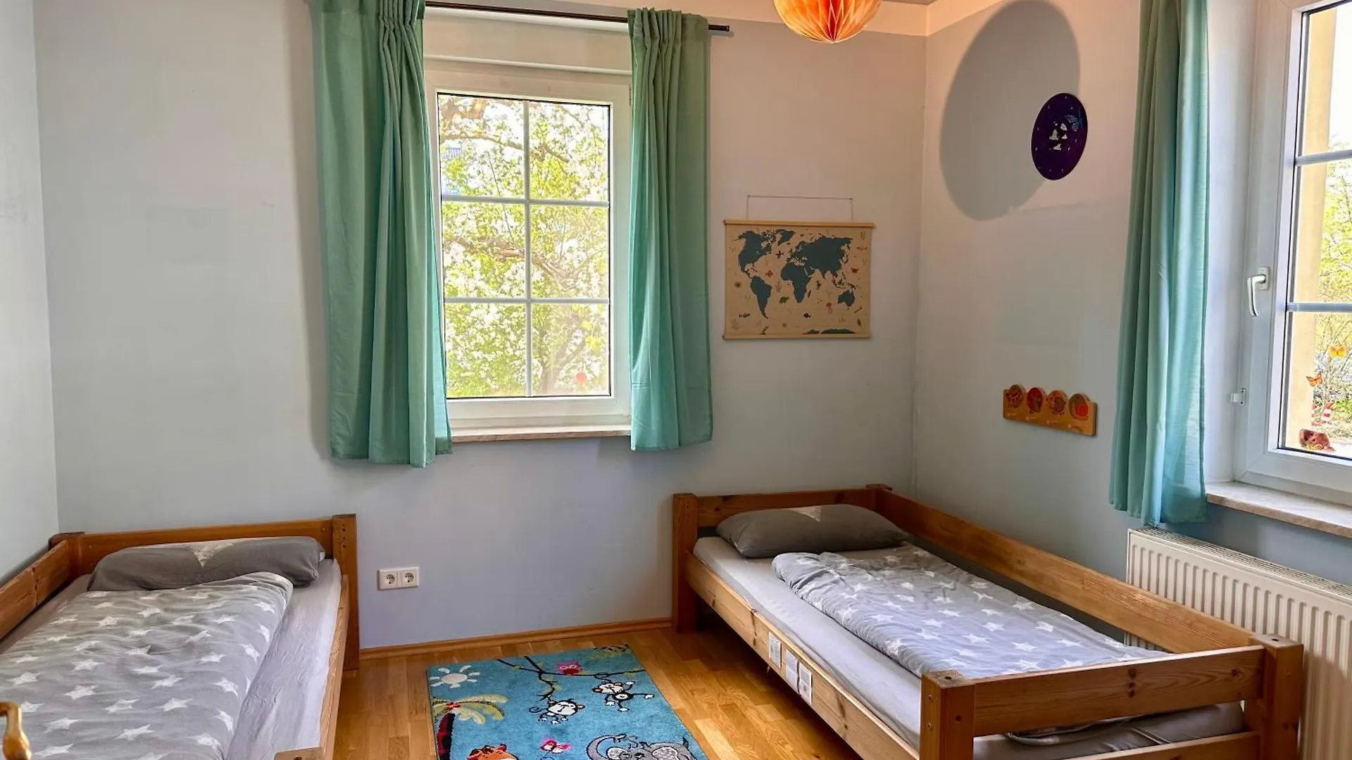 Top Wohnung In Stadtvilla Mit Terrasse Und Garten Nuremberg Apartment